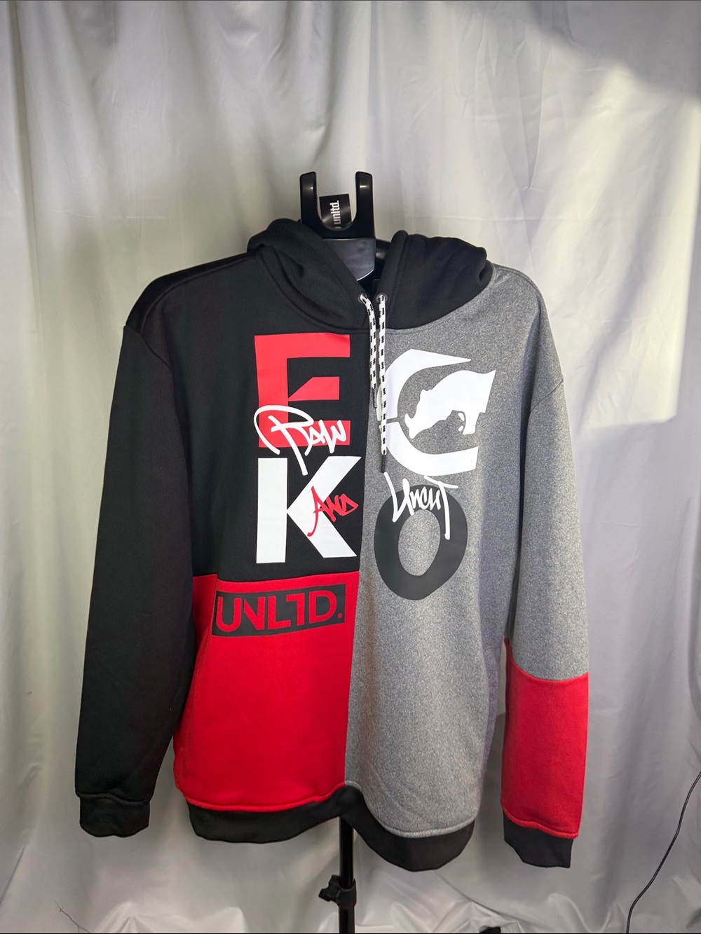 Ecko Unlimited Men’s Colorblock Hoodie - Black, Gray & Red